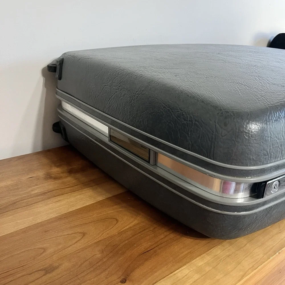 Vintage Samsonite Profile II‎ Gray Hard Case Suitcase Luggage 24 x 18 x 8.5